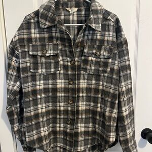 LA Hearts Plaid Button-Up Women's Oversized Fit Jacket xs/s